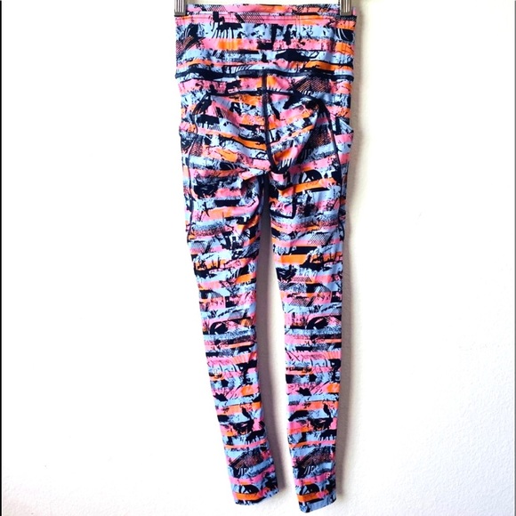 lululemon Fast and Free Tights 25” Size 2 - Picture 3 of 10